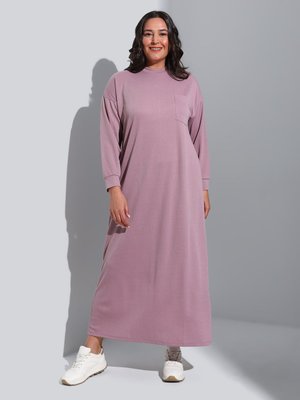 Lavanta Bisiklet Yaka Cep Detaylı Büyük Beden Elbise Lavanta Bisiklet Yaka Cep Detaylı Büyük Beden Elbise