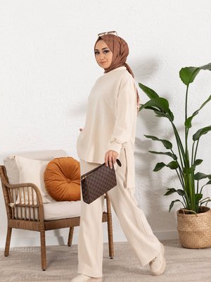 Çizgili Örme Takım Taş