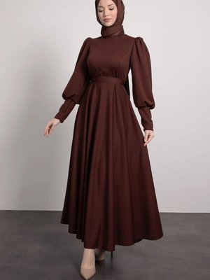 Balon Kol Pile Etek Detaylı Tesettür Elbise Balon Kol Pile Etek Detaylı Tesettür Elbise