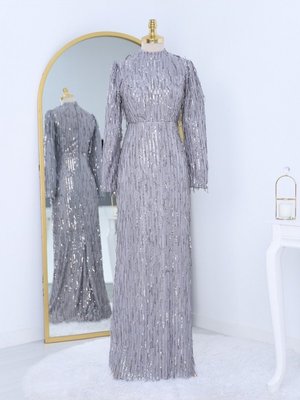 Pul Payet İşlemeli Abiye Elbise Pul Payet İşlemeli Abiye Elbise