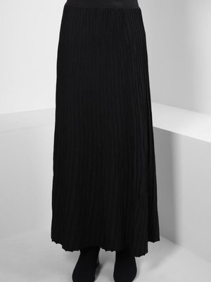 Beli Lastikli Triko Etek Beli Lastikli Triko Etek