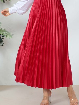 Kırmızı Deri Görünümlü Piliseli Etek