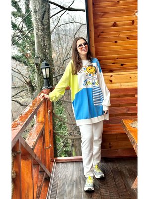 Renk Bloklu Baskılı Sweatshirt Renk Bloklu Baskılı Sweatshirt