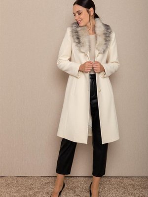 Erkek Yaka Yakası Seyyar Kürklü Kaban Ekru Y