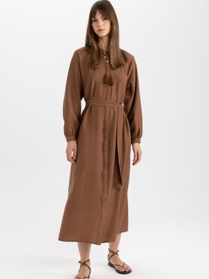 Regular Fit Hakim Yaka Uzun Kollu Kuşaklı Maxi Elbise C2750ax24sp