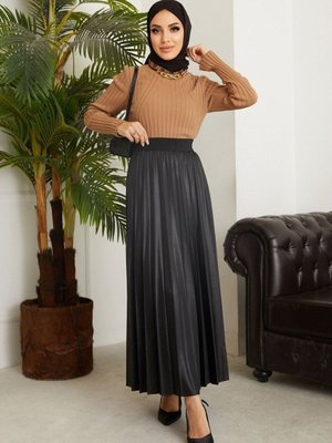 Piliseli Deri Etek Siyah Piliseli Deri Etek Siyah