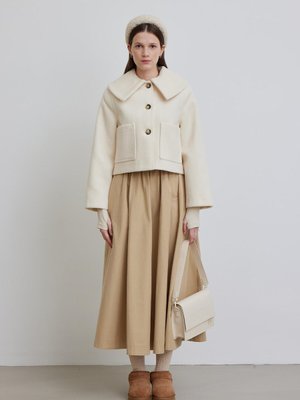 Geniş Yakalı Kaşe Ceket Ekru Geniş Yakalı Kaşe Ceket Ekru