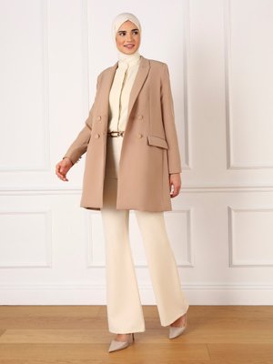 Vizon Düğme Detaylı Blazer Ceket