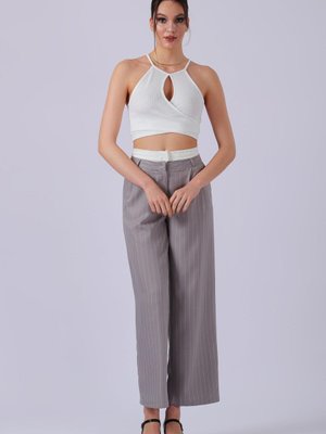 Gri Garni Detaylı Bol Paça Pantolon Gri Garni Detaylı Bol Paça Pantolon