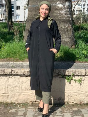 Siyah Reglan Kol Jakarlı Kap Siyah Reglan Kol Jakarlı Kap