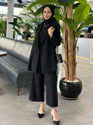 İçi Tulum Ceketli Takım