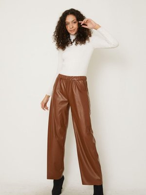 Kahve Deri Pantolon