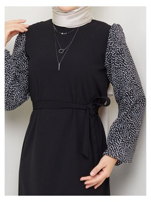 Puantiyeli Şifon Kollu Tuğba Model Elbise Siyah