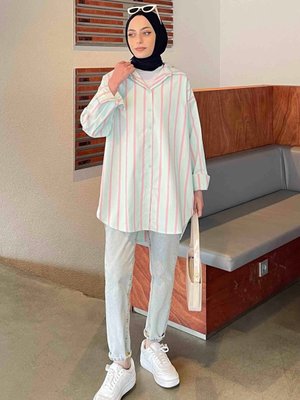Oversize Kalın Çizgi Detaylı Gömlek Oversize Kalın Çizgi Detaylı Gömlek