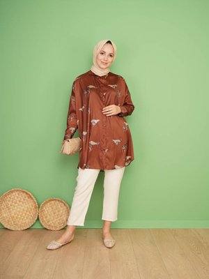 Çita Figürlü Saten Gömlek Çita Figürlü Saten Gömlek