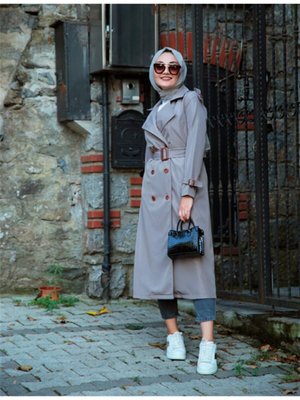 Gri Düğmeli Kemer Detaylı Trençkot