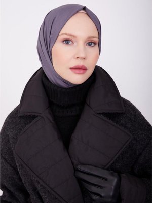 Yakası Yağmurluk Garnili Kaban Siyah