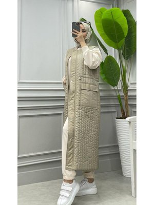 Fermuar Detaylı Uzun Kapitone Yelek