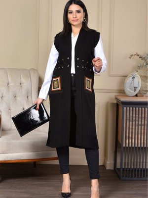 Baharlık Halı Desenli Çift Cepli Triko Yelek