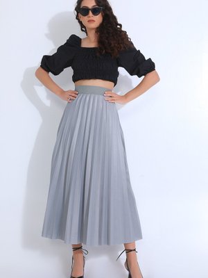 Gri Beli Lastikli Deri Görünümlü Piliseli Uzun Etek Gri Beli Lastikli Deri Görünümlü Piliseli Uzun Etek