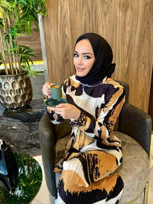 Piliseli Kemerli Elbise Piliseli Kemerli Elbise