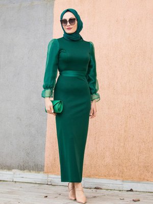 Organze Kol Detaylı Özel Gün Elbisesi Zümrüt