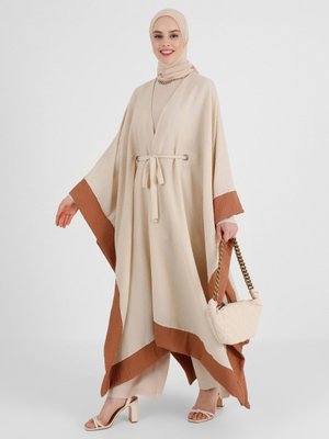 Renk Bloklu Kuşgözü Detaylı Ferace Koyu Bej