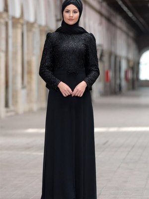 Siyah Tuğba Tulum Siyah Tuğba Tulum