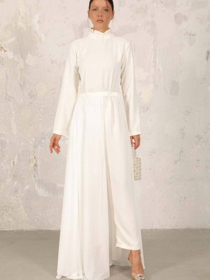 Ekru Şifon Detaylı Tulum Ekru Şifon Detaylı Tulum