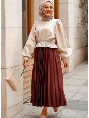 Deri Görünümlü Pliseli Kumaş Etek