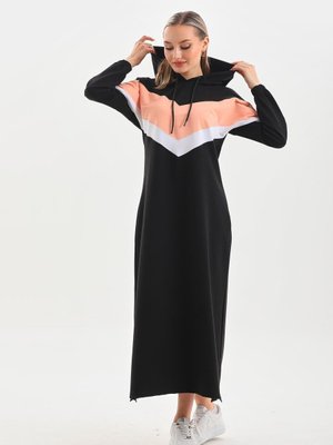 Yavru Ağzı V Desen Renk Bloklu Uzun Spor Elbise Yavru Ağzı V Desen Renk Bloklu Uzun Spor Elbise