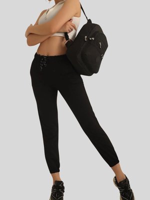 Siyah Beli Ve Paça Lastikli Eşofman