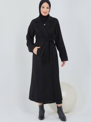 Astarlı Siyah Renk Kaşe Kaban