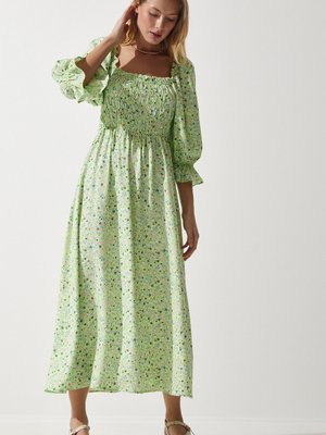 Açık Yeşil Keten Yüzeyli Desenli Yazlık Dokuma Elbise