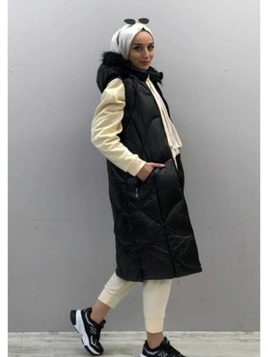 Kapüşonlu Kürk Detaylı Uzun Şişme Yelek