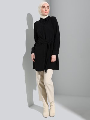 Siyah Aerobin Bağlama Detaylı Tunik