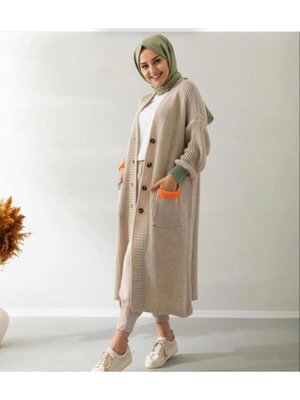 Taş Rengi Uzun Düğmeli Hırka Renkli Bilek Ve Cep Detaylı