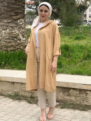 Toprak Cep Detaylı Kapüşonlu Kap Toprak Cep Detaylı Kapüşonlu Kap