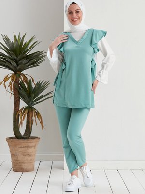 Kol Büzgülü Belden Kuşaklı İkili Takım Turkuaz Kol Büzgülü Belden Kuşaklı İkili Takım Turkuaz