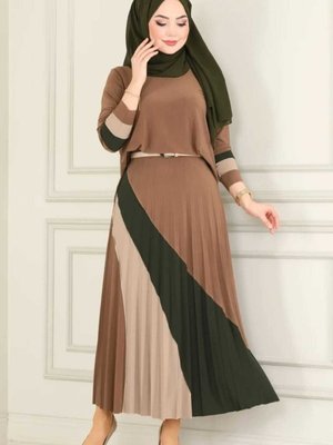 Harika Sandy Şerit Detaylı Etekli Takım