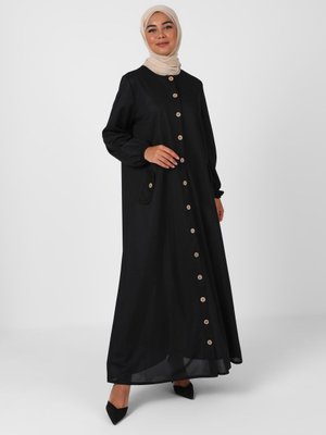 Siyah Tam Boy Düğme Detaylı Abaya Ferace Kap Siyah Tam Boy Düğme Detaylı Abaya Ferace Kap