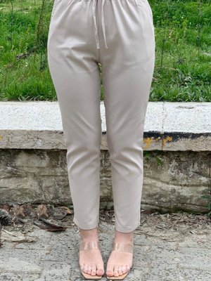 Bej Havuç Kesim İnce Gabardin Pantolon