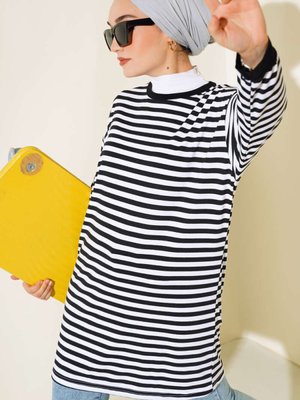 Ince Kumaş Siyah Çizgili Yazlık Tunik