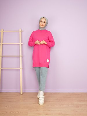 Yanı Yırtmaçlı Sweat Yanı Yırtmaçlı Sweat