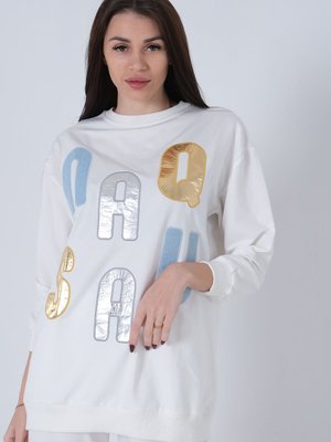 Beyaz Harf Baskılı Sweatshirt Beyaz Harf Baskılı Sweatshirt