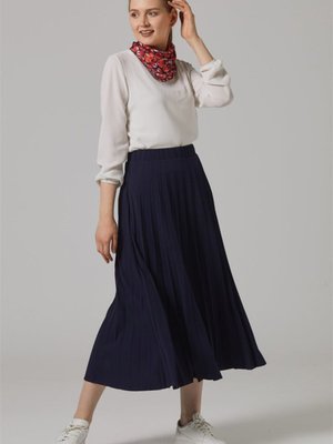 Lacivert Piliseli Uzun Etek Lacivert Piliseli Uzun Etek