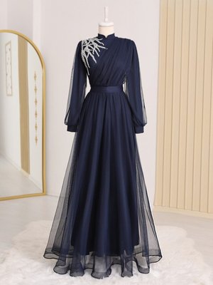 Önü Taş Detaylı Drapeli Kemerli Tül Abiye Elbise Önü Taş Detaylı Drapeli Kemerli Tül Abiye Elbise