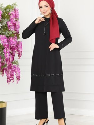 Siyah Pul Detaylı İkili Takım