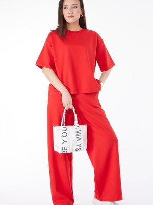 Düz Bisiklet Yaka Kırmızı Kısa Kollu İspanyol Paça İkili Takım Düz Bisiklet Yaka Kırmızı Kısa Kollu İspanyol Paça İkili Takım