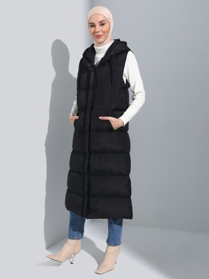 Siyah Kapüşonlu Uzun Şişme Yelek Siyah Kapüşonlu Uzun Şişme Yelek